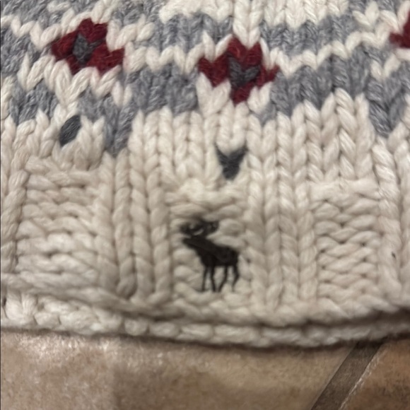 Abercrombie Kids Cream and Red Fair Isle Knit Hat - Picture 2 of 3